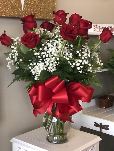Classic Long Stemmed Red Roses